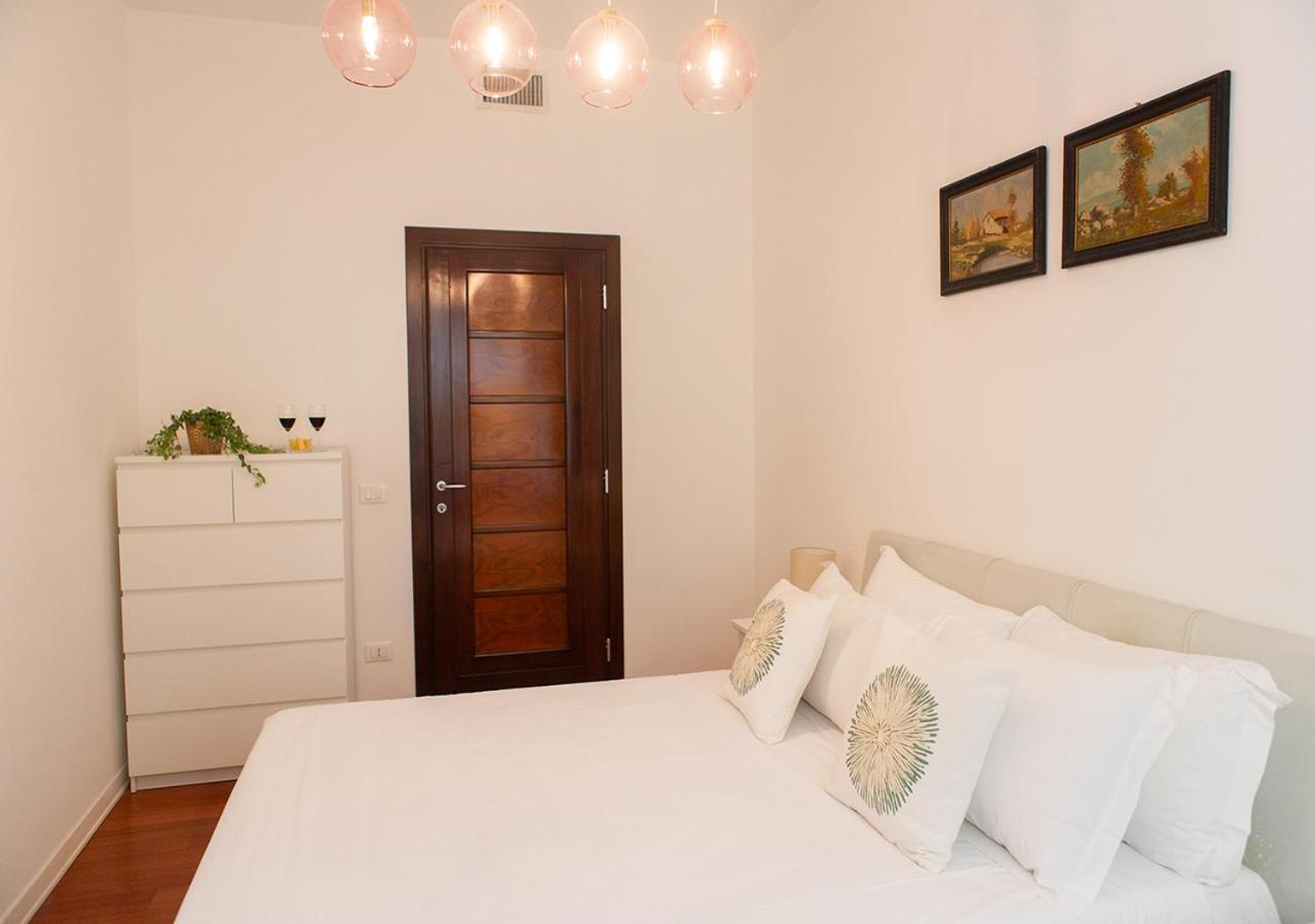 Termini Alever Apartament 3 Bedrooms Rome Exterior photo
